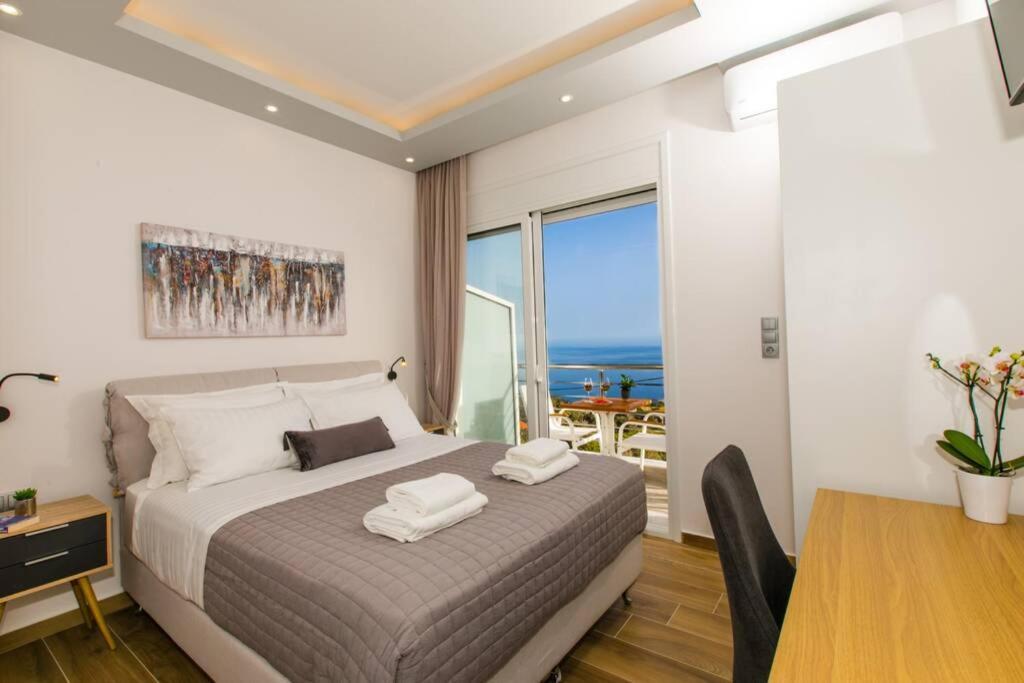 Villa Chrysi'S Ocean View Retreat à Kerames Extérieur photo