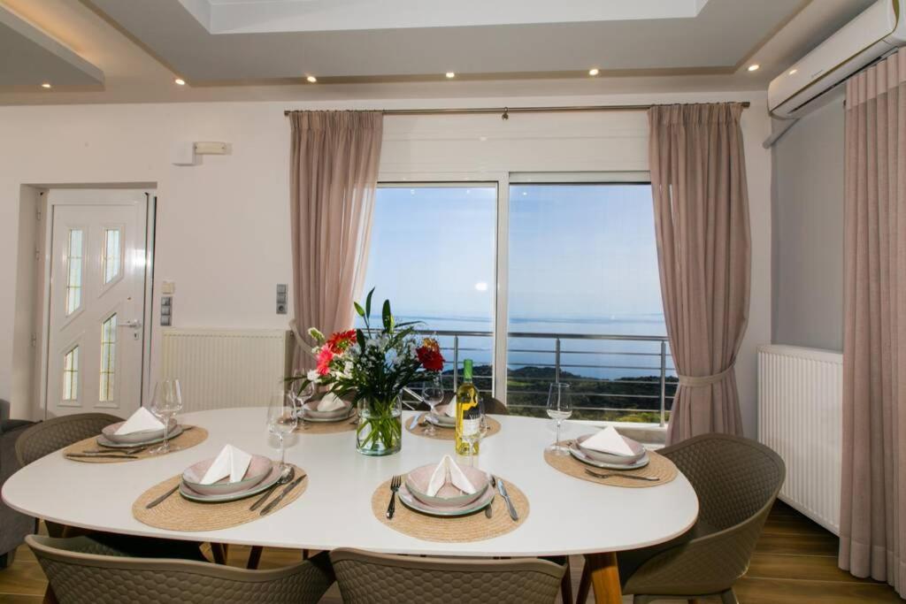 Villa Chrysi'S Ocean View Retreat à Kerames Extérieur photo